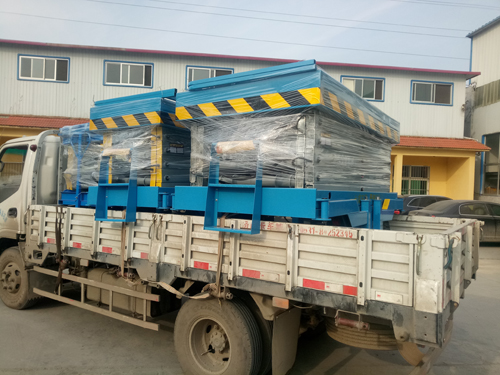 移動式液壓升降平臺 移動式液壓升降平臺