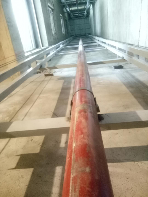 導(dǎo)軌式液壓升降機(jī) 導(dǎo)軌式液壓升降機(jī)