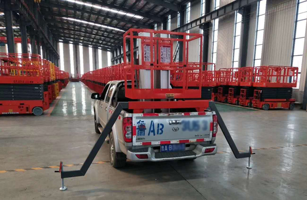車載式液壓升降平臺 車載式液壓升降平臺
