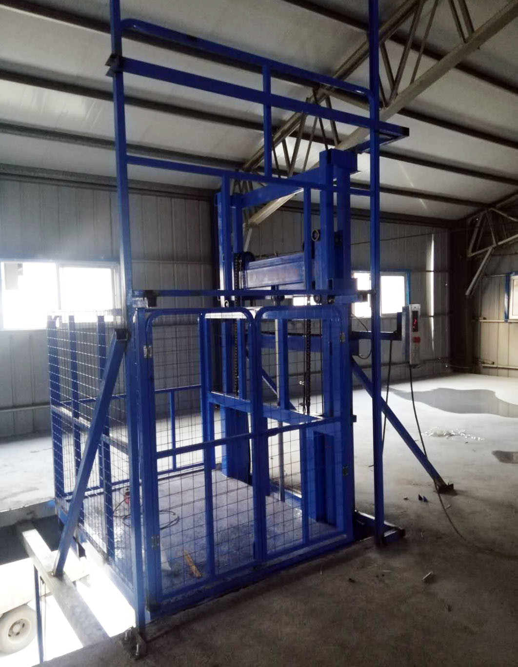 液壓升降貨梯 液壓升降貨梯