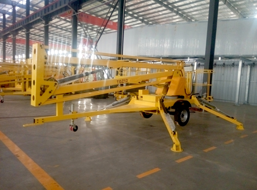 牽引折臂式液壓升降機(jī) 牽引折臂式液壓升降機(jī)